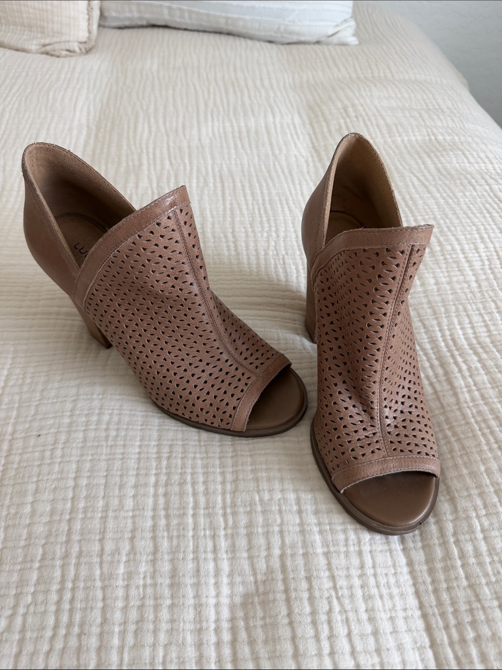 Lucky Brand Women’s Peep-Toe Perforated Heels in Taupe